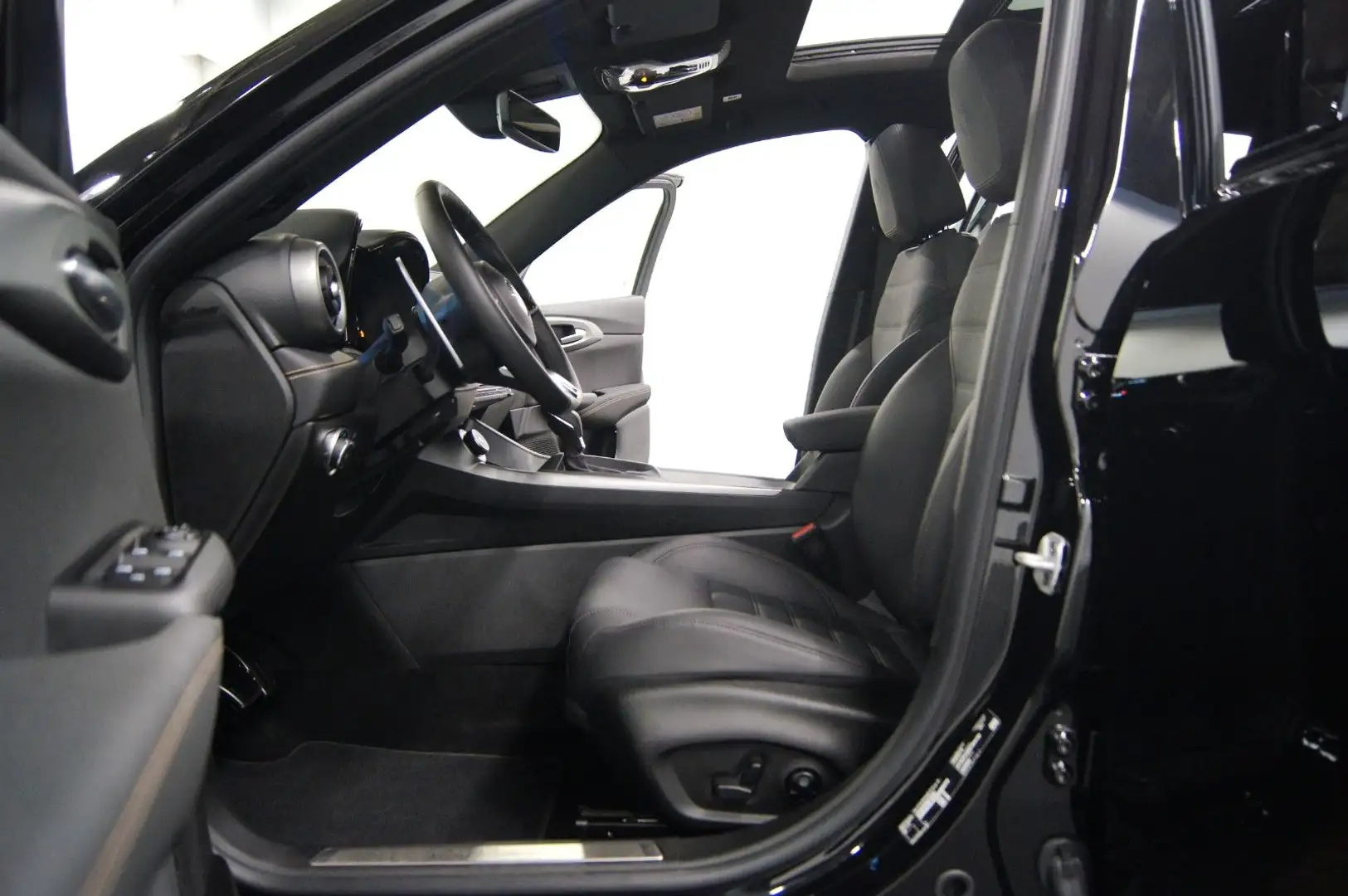 Alfa Romeo Tonale Veloce|PANO|MATRIX|KAMERA|ACC|SITZKLIMA Zwart - 2