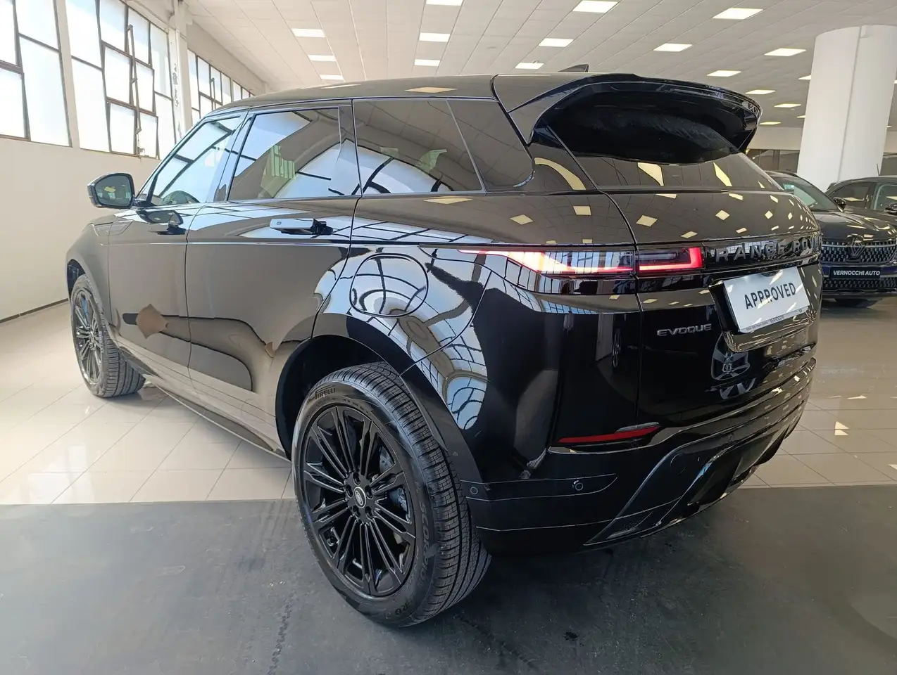 Land Rover Range Rover Evoque 2026 — фото 6