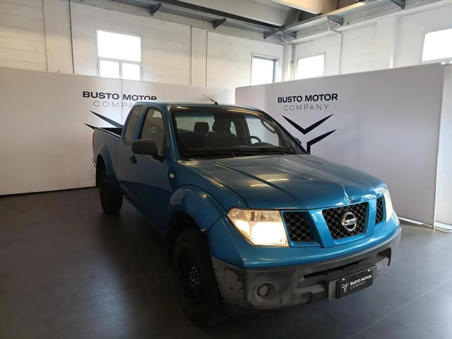 Nissan Navara 2.5 dCi pick up MOTORE ECAMBIO RIGENERATI GARANZIA Azul - 1