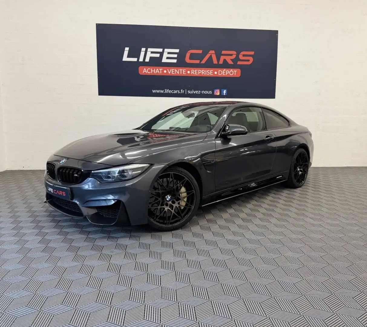 BMW M4 Coupe (F82) LCI 450ch Pack Competition DKG Céramique origine France entretien Grey - 2