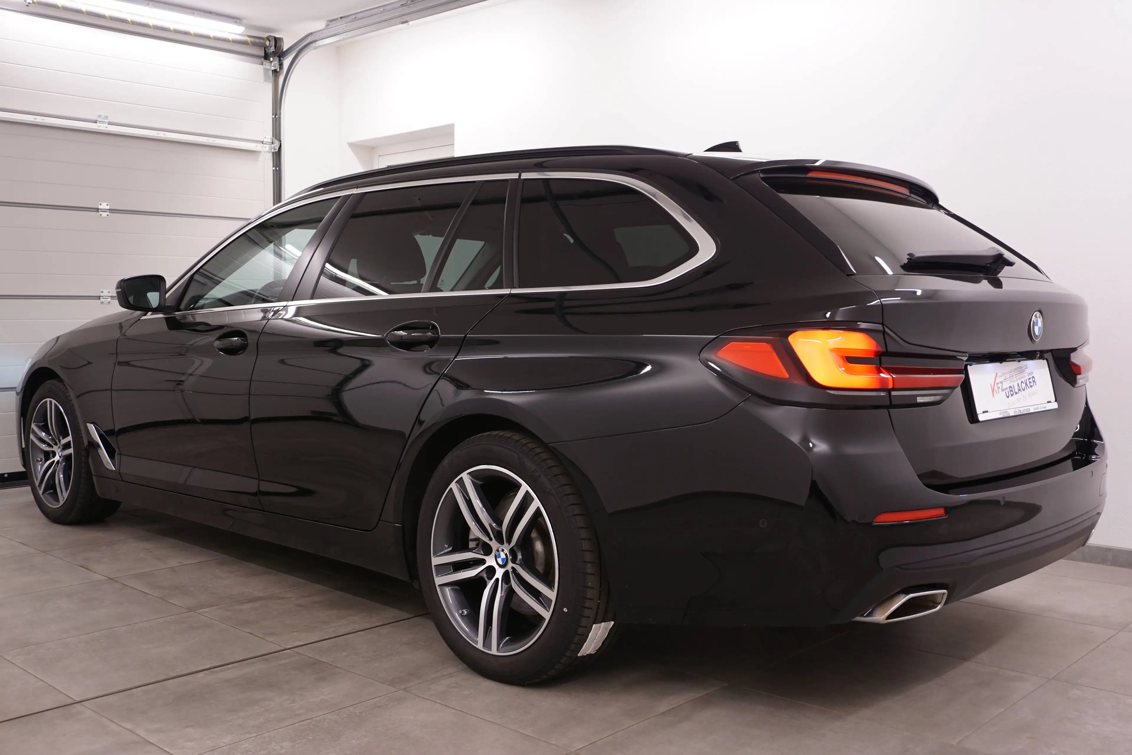 BMW 520 d Sport // M-Lenkrad // Lederausstattung — photo 4