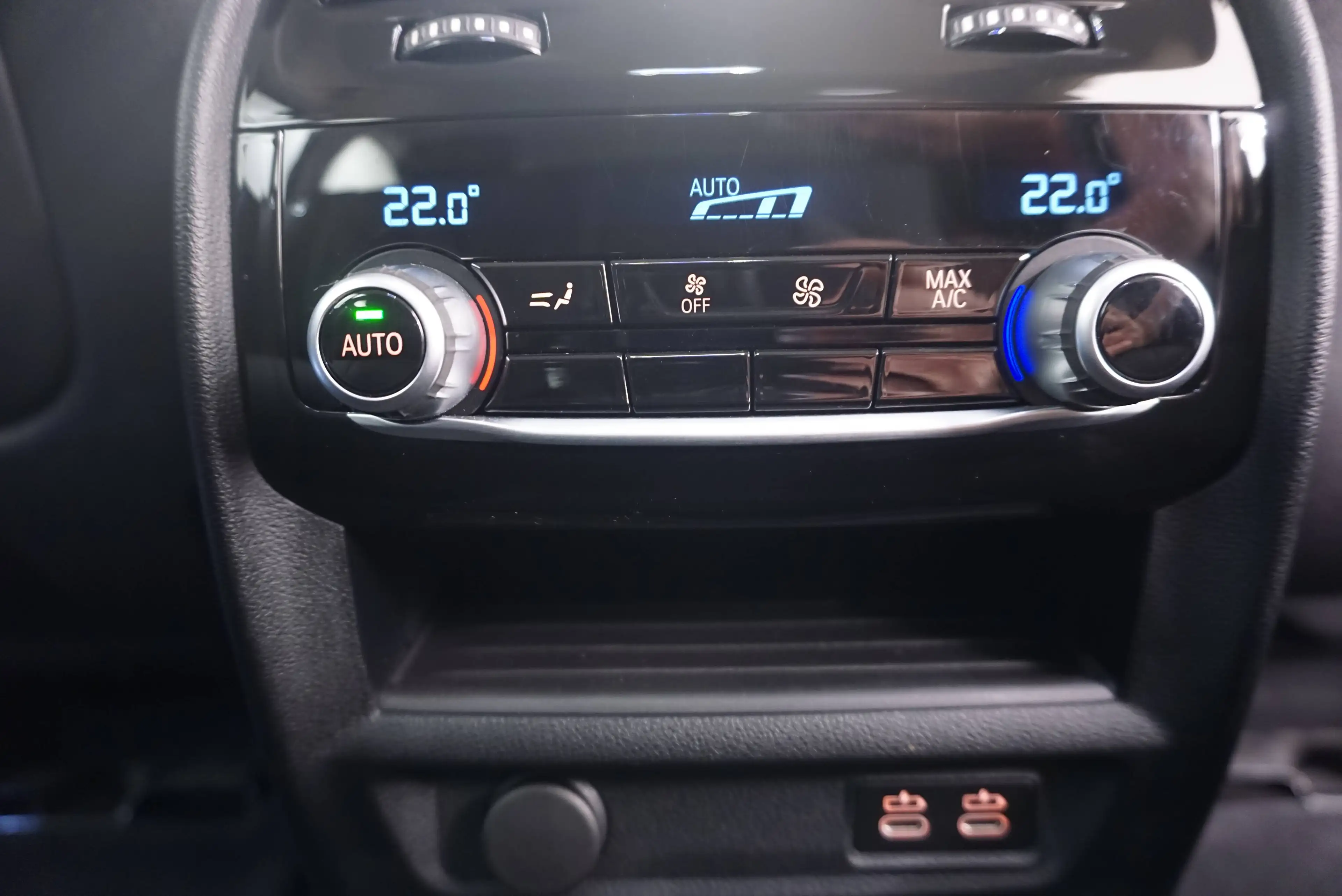 BMW 520 d Sport // M-Lenkrad // Lederausstattung — photo 19