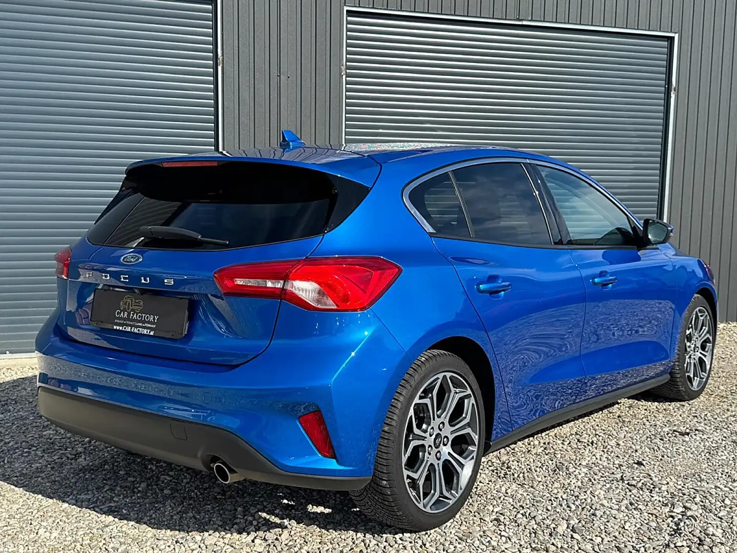 Ford Focus 1.5 EcoBlue Titanium Start/Stopp (EURO6d-TEM Blau - 2