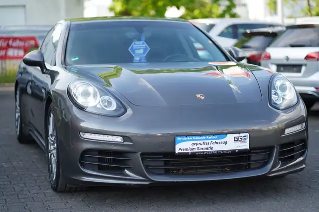 Porsche Panamera Automatik Memory Kamera PDC BiXenon 20"