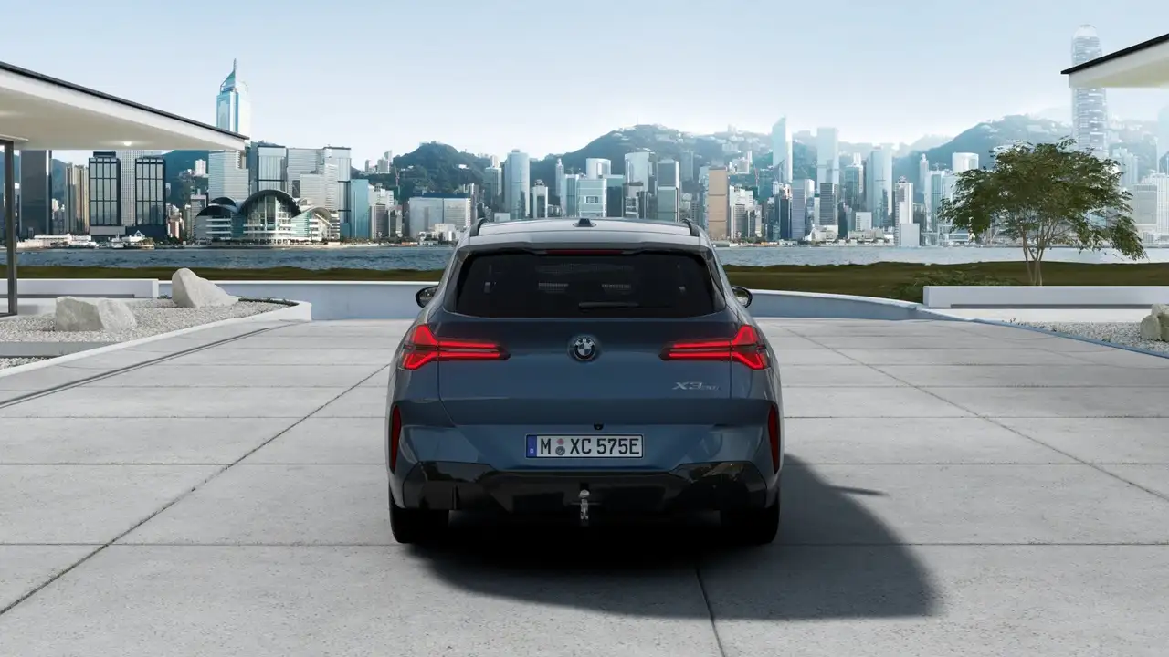 BMW X3 30e xDrive M Sport Pro AHK PANO DaPro 360 h&k 5
