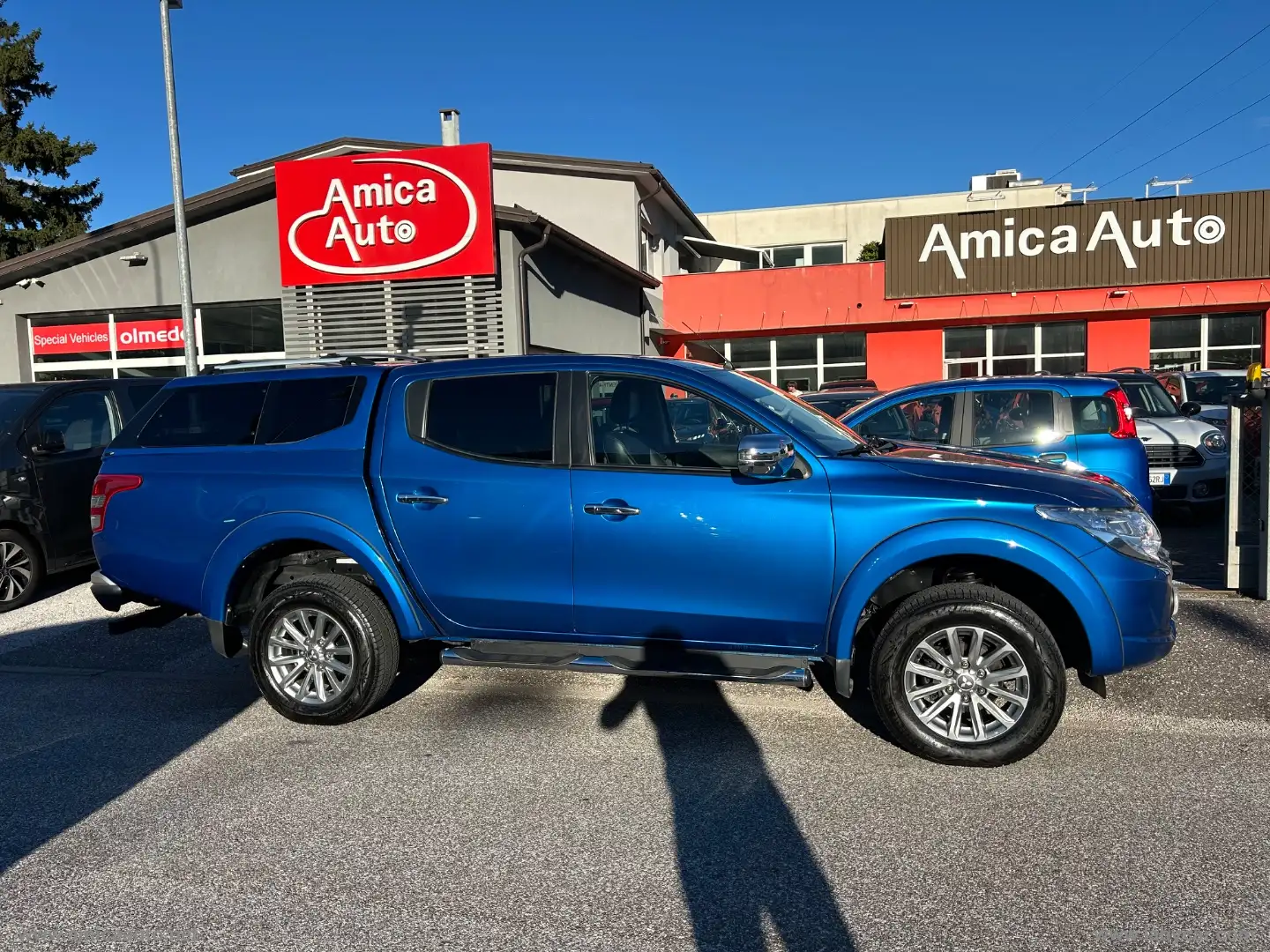 Mitsubishi L200 2.4 DI-D/181CV DC INSTYLE LIFESTYLE Blu/Azzurro - 1
