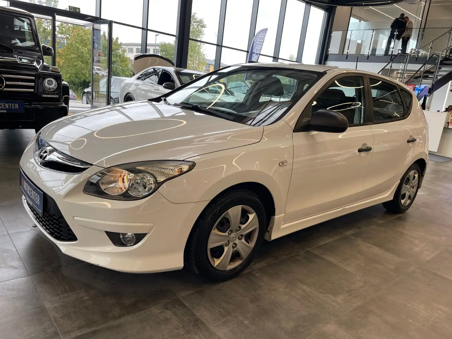 Hyundai i30 FIFA WM Edition*2. Hand*Klima*TÜV* Weiß - 2