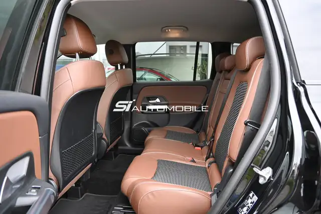 Mercedes-Benz GLB view 13