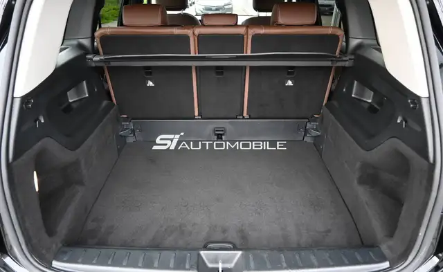 Mercedes-Benz GLB view 15