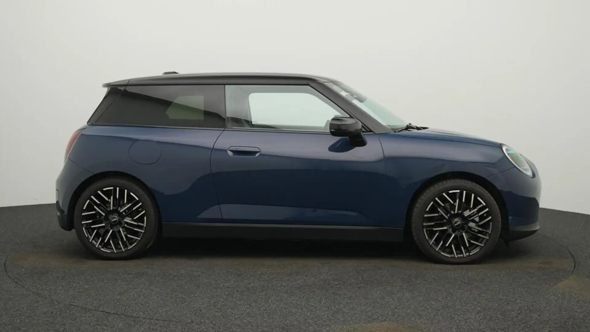 MINI Cooper SE Favoured Trim Bleu - 2