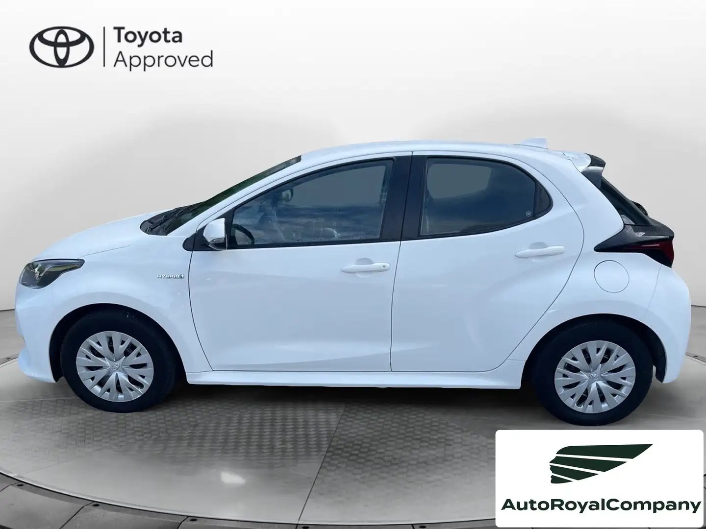 Toyota Yaris Yaris 1.5 Hybrid 5 porte Active Bianco - 2