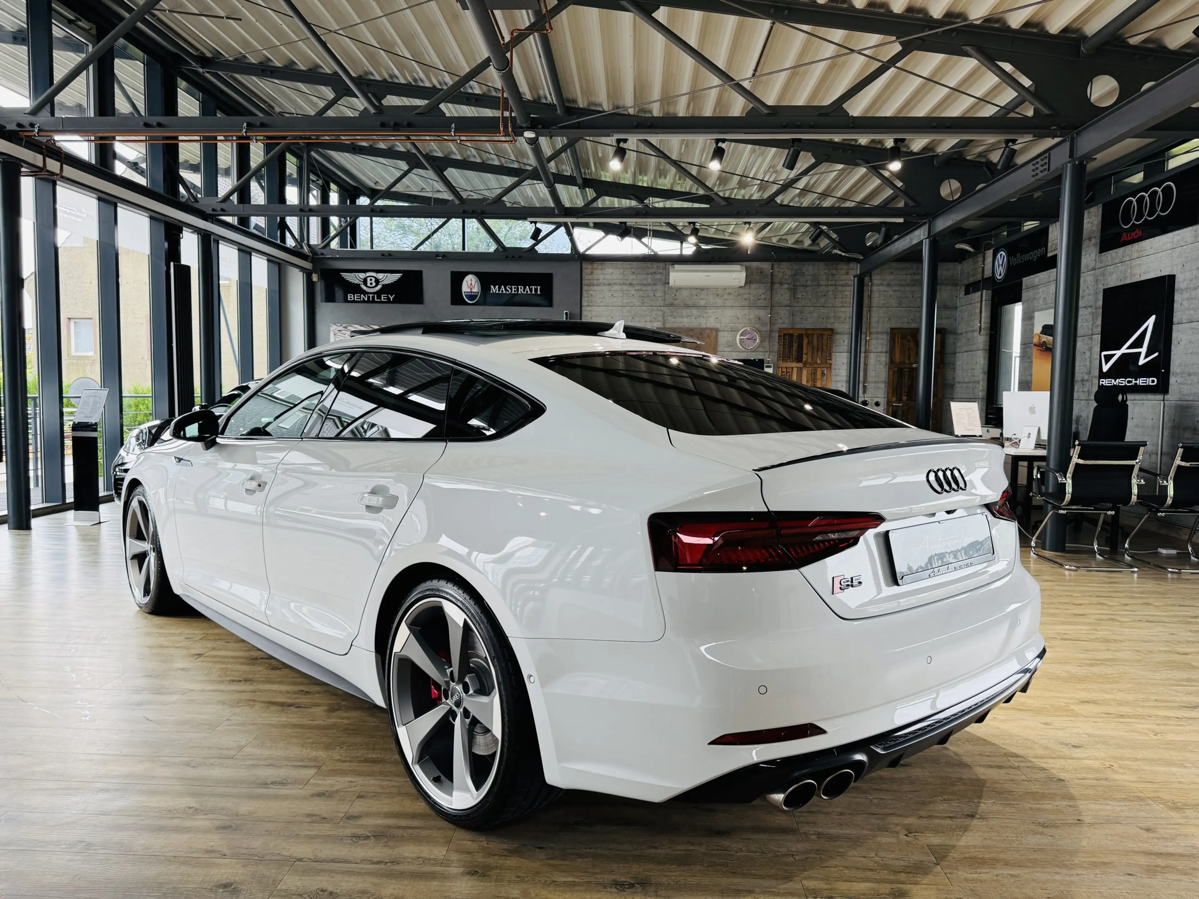 Audi S5 3.0 TFSI quattro Sportback*B&O*360°*PANO*ACC — photo 4