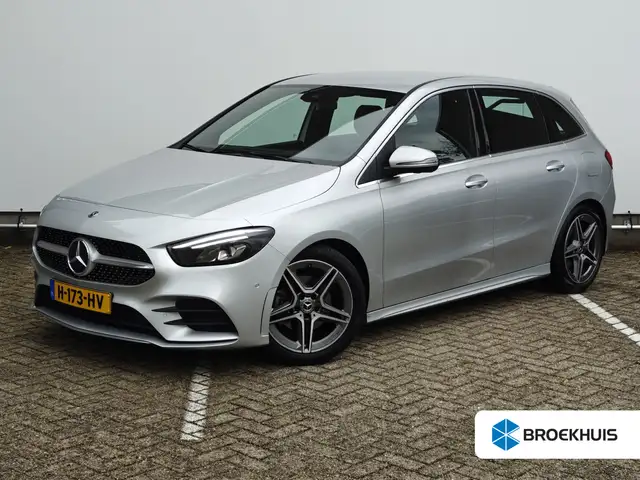 Mercedes-Benz B 180 Business Solution AMG | AMG-styling | Achterbank i