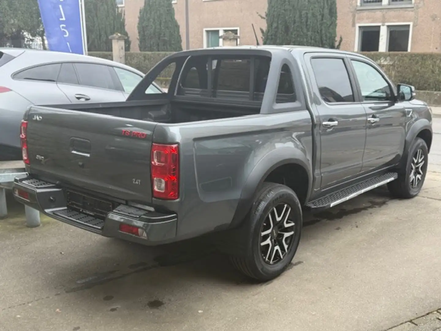 JAC T8 PRO 204 4WD Luxe Grau - 2