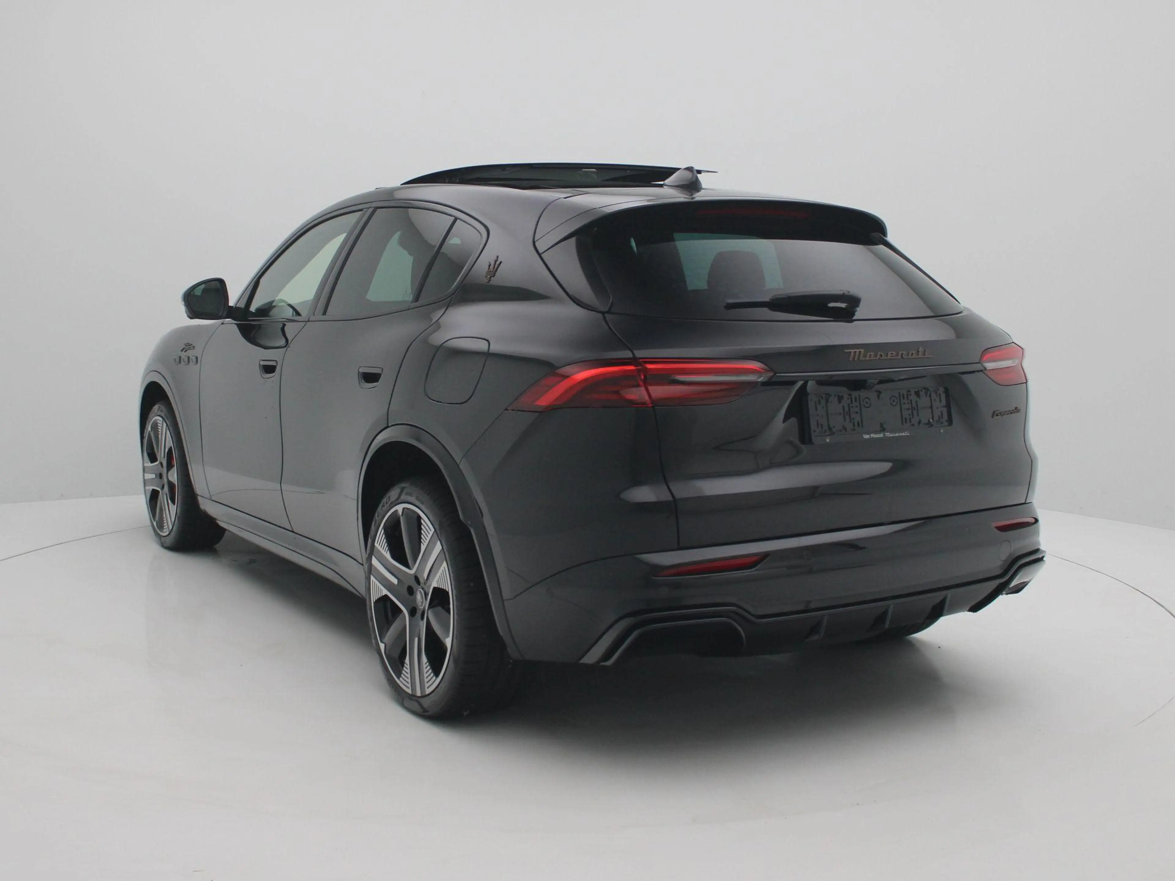 Maserati Grecale AWD Folgore 105kWh | Sonus faber audio | 3D Carbon — photo 2