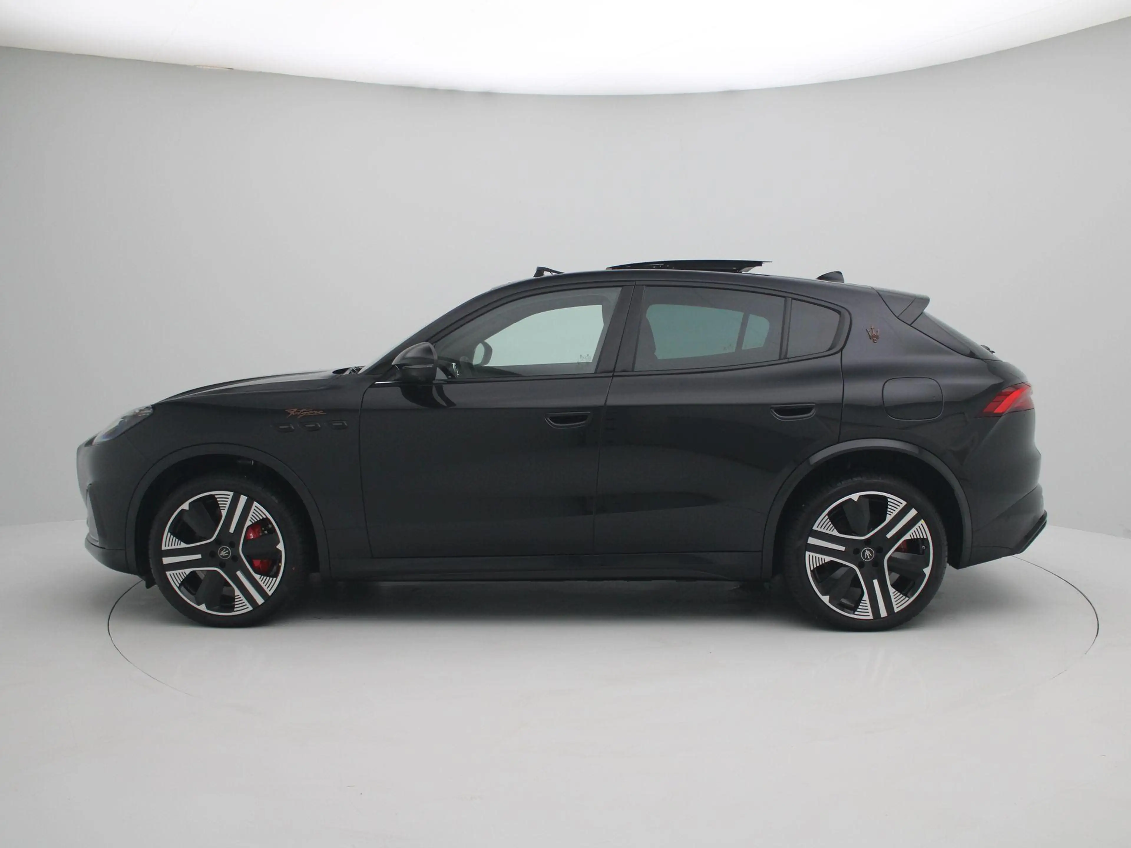 Maserati Grecale AWD Folgore 105kWh | Sonus faber audio | 3D Carbon — photo 4