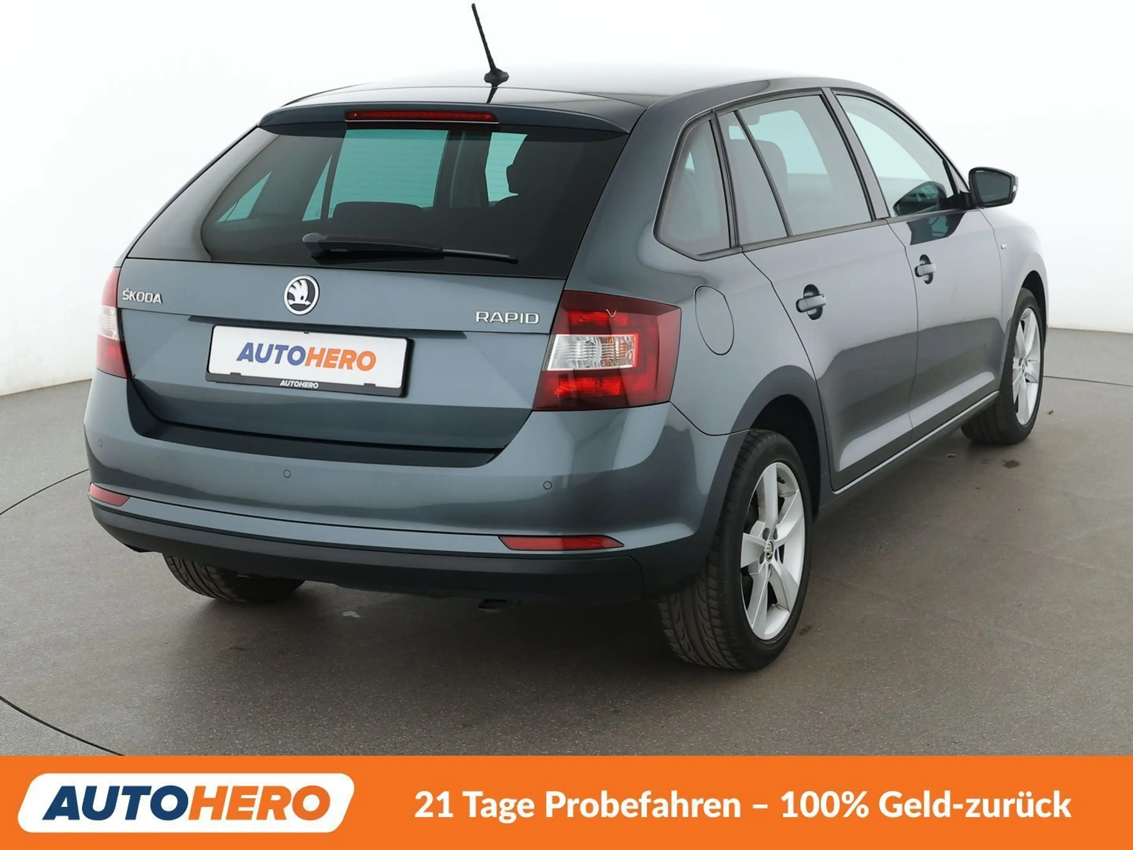 Skoda Rapid/Spaceback 1.0 TSI Clever Aut*TEMPO*PDC*SHZ*KLIMA* — photo 6