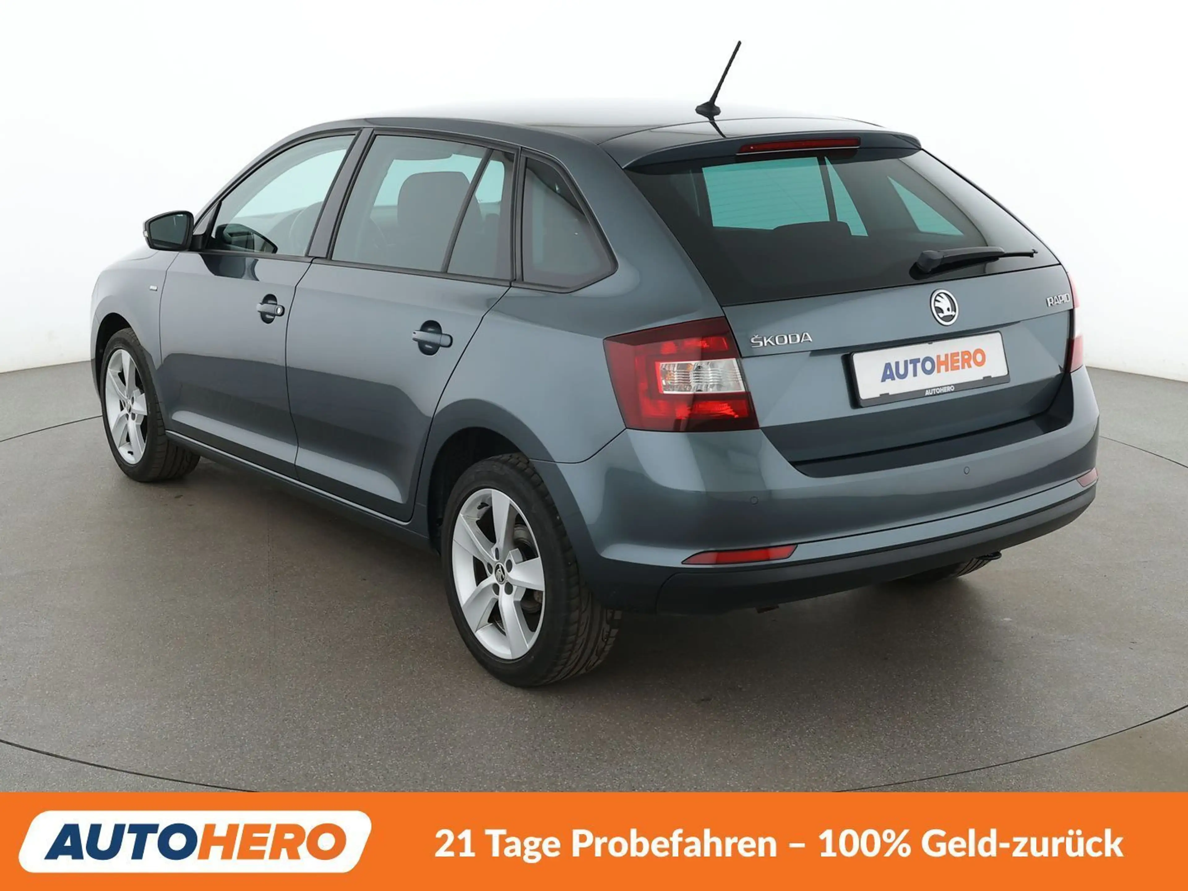 Skoda Rapid/Spaceback 1.0 TSI Clever Aut*TEMPO*PDC*SHZ*KLIMA* — photo 4
