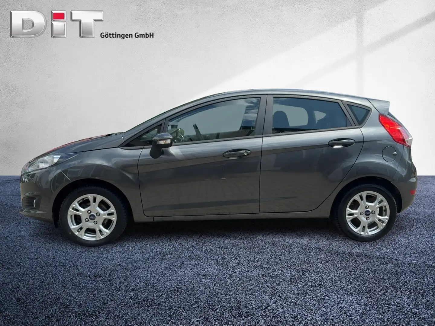 Ford Fiesta 1.25 Trend +LM Grau - 2