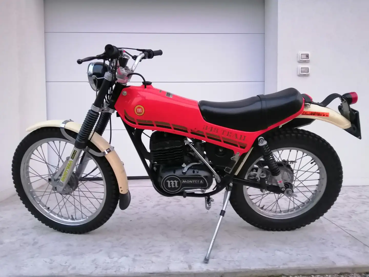 Montesa Cota Rosso - 1