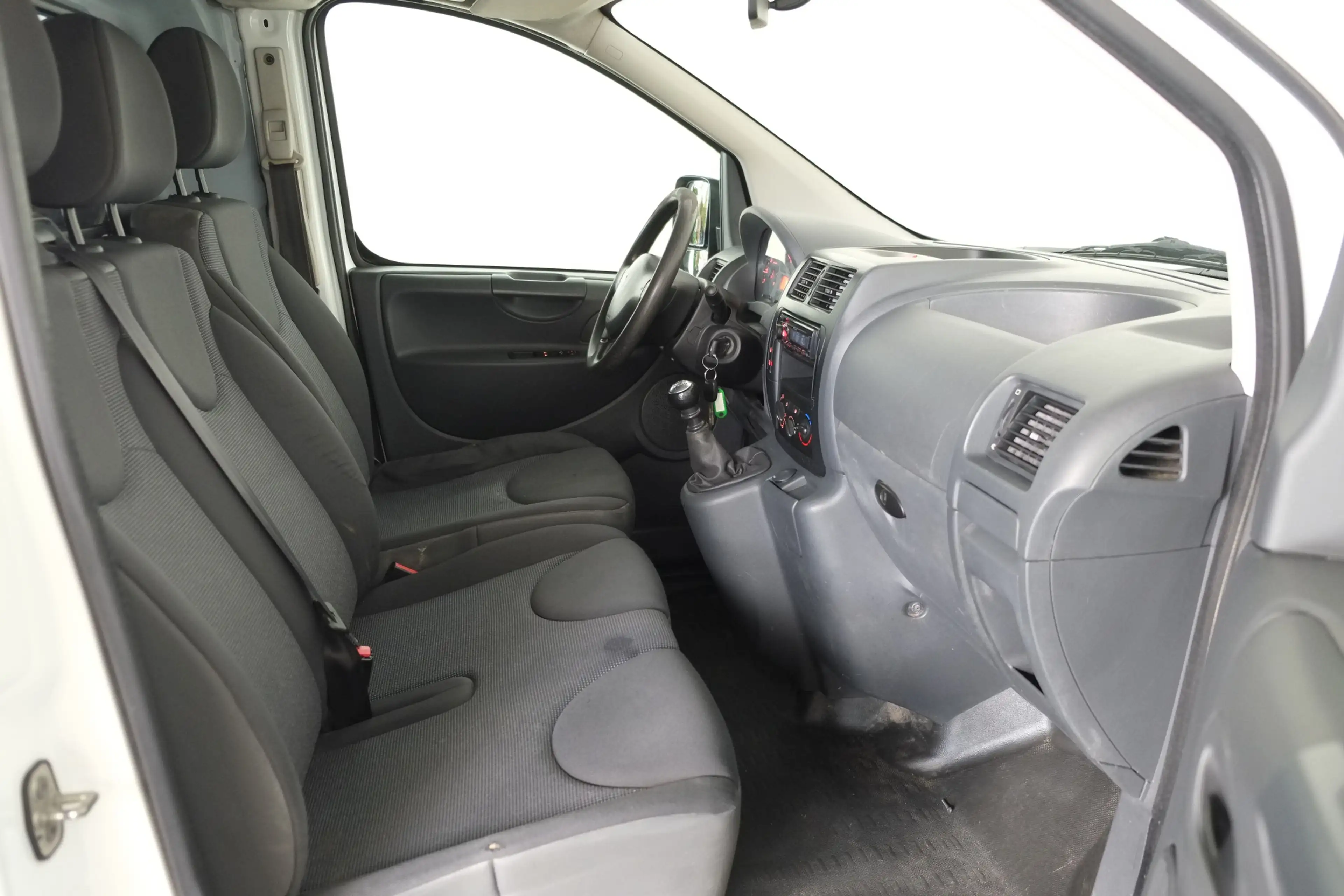 Peugeot Expert 229 2.0 HDI L1H1 / Schuifdeur Rechts / Radio / Ste — photo 10