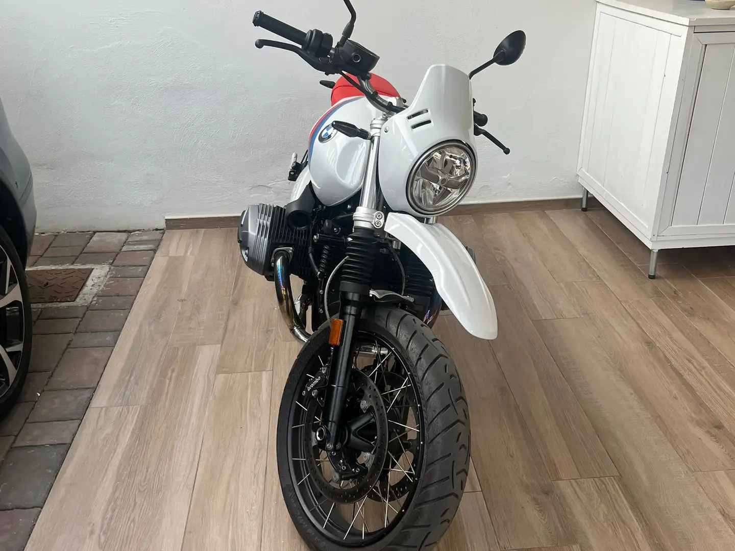 BMW R 12 nineT URBAN GS R Bianco - 2