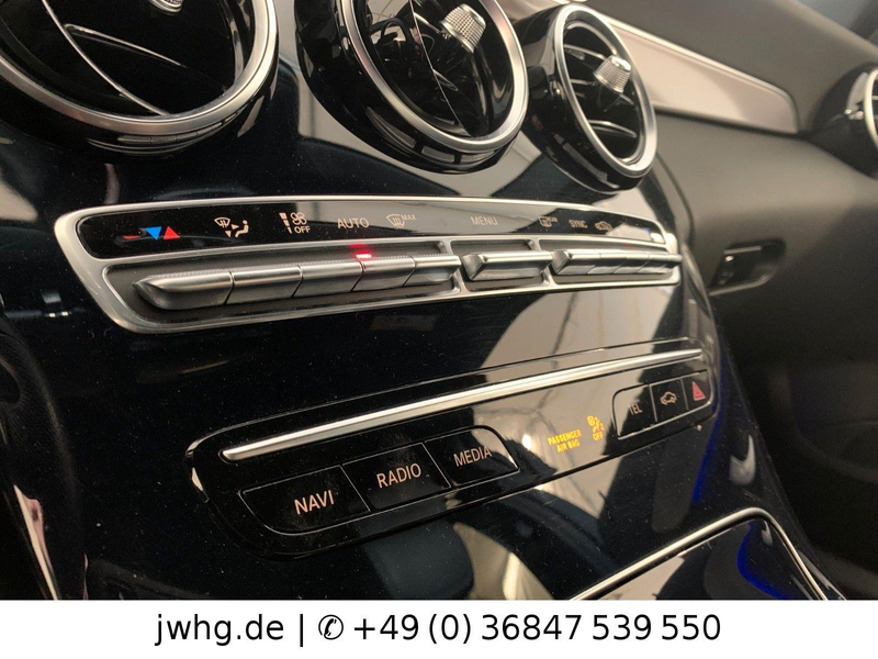 Mercedes-Benz C 400 Lim 4M AMG Virtual Distronic+ 360° HeadUP — photo 14