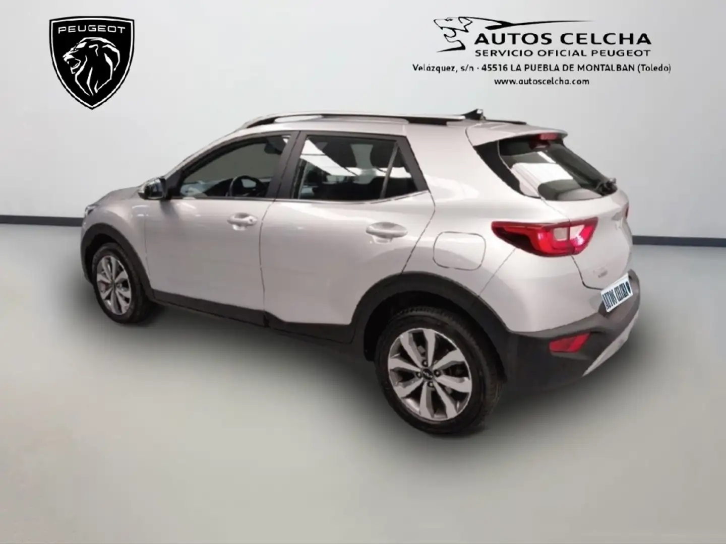 Kia Stonic 1.2 DPi Concept Gris - 2