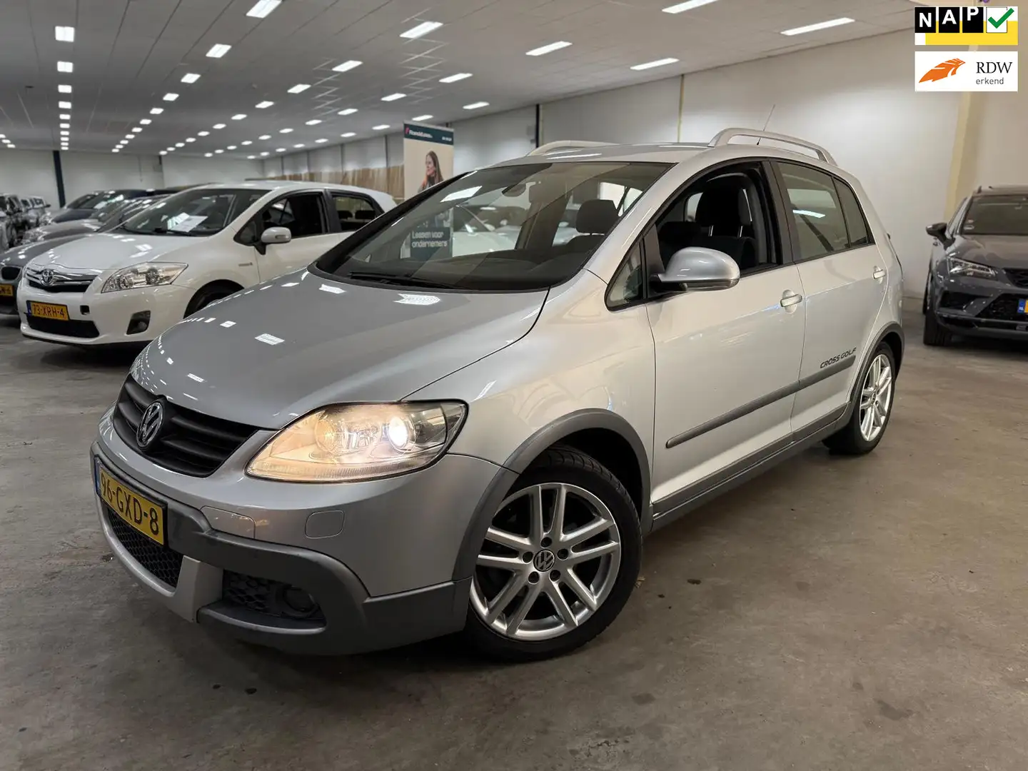 Volkswagen Cross Golf 2.0 TDI / AUTOMAAT / SUPER NETJES / NAP Сірий - 1