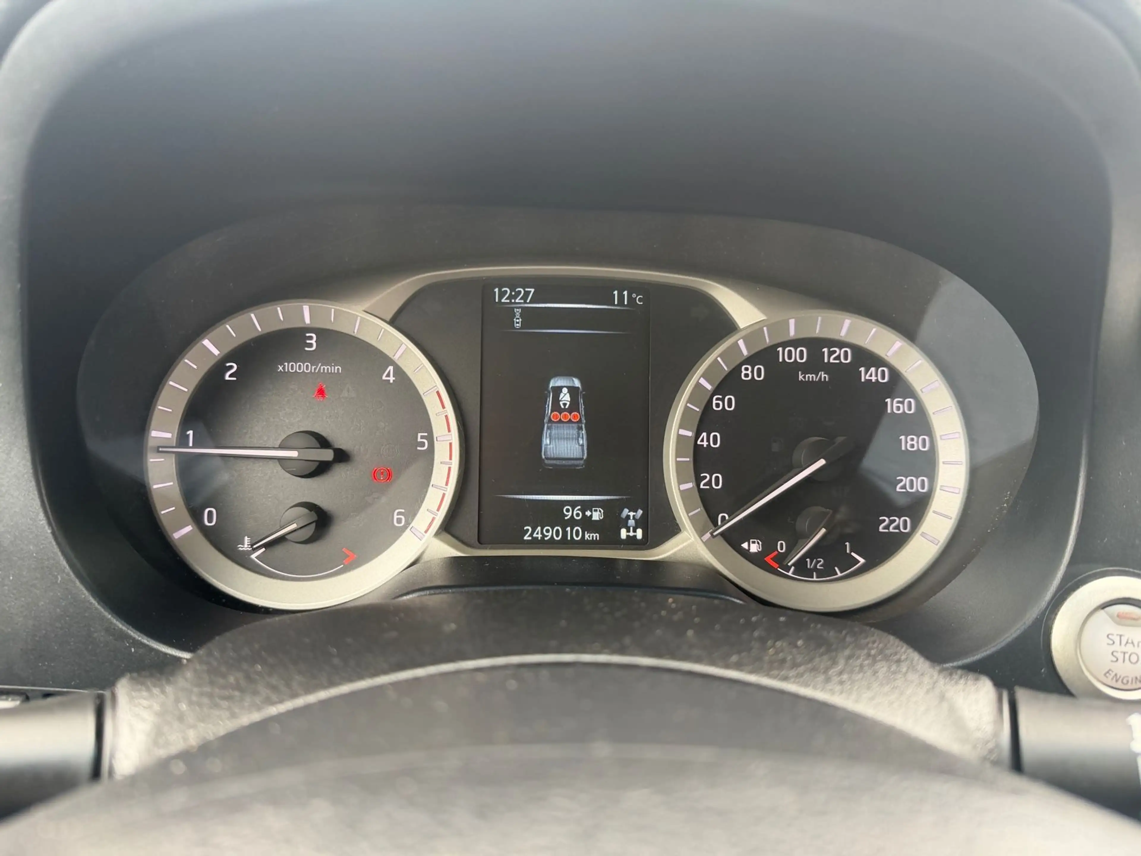 Nissan Navara NP300 N-Connecta Double Cab 4x4 — photo 14