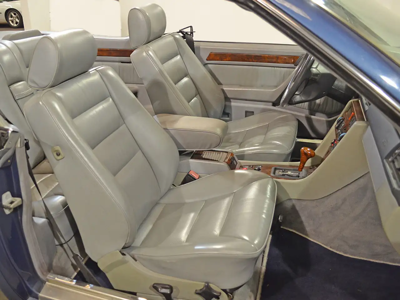 Mercedes-Benz 300 CE-24V Cabrio, foto 10