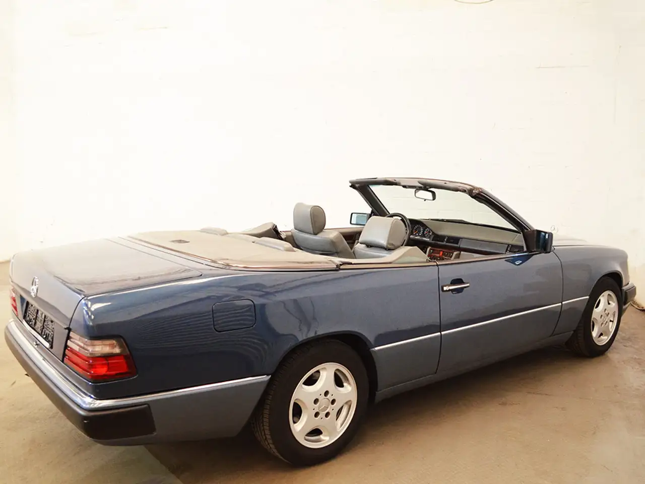 Mercedes-Benz 300 CE-24V Cabrio, foto 9