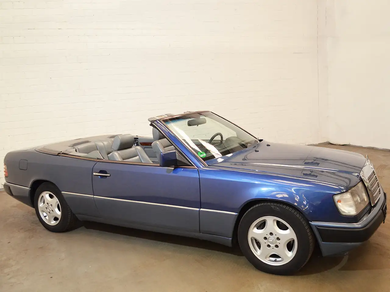 Mercedes-Benz 300 CE-24V Cabrio, foto 5