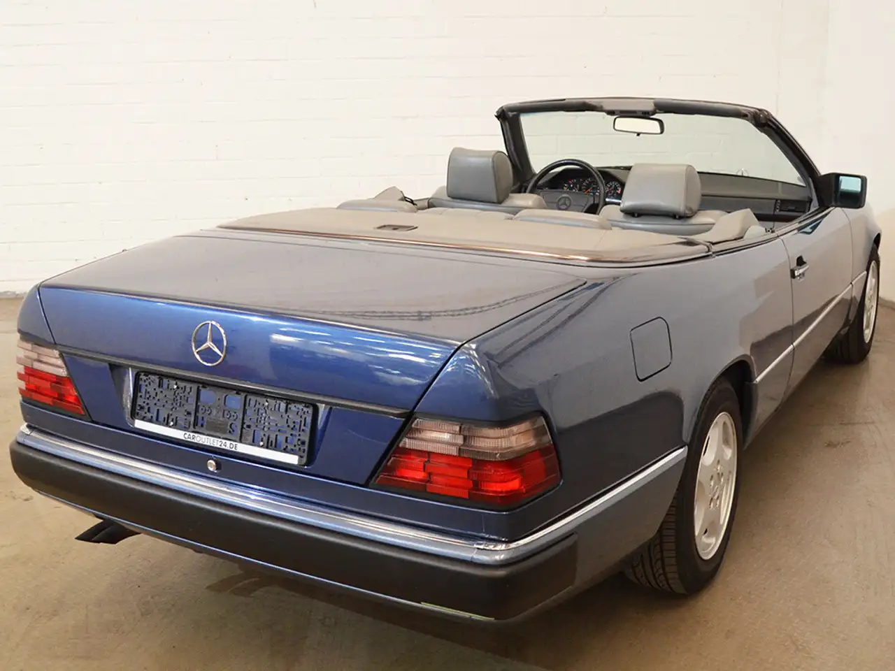 Mercedes-Benz 300 CE-24V Cabrio, foto 8