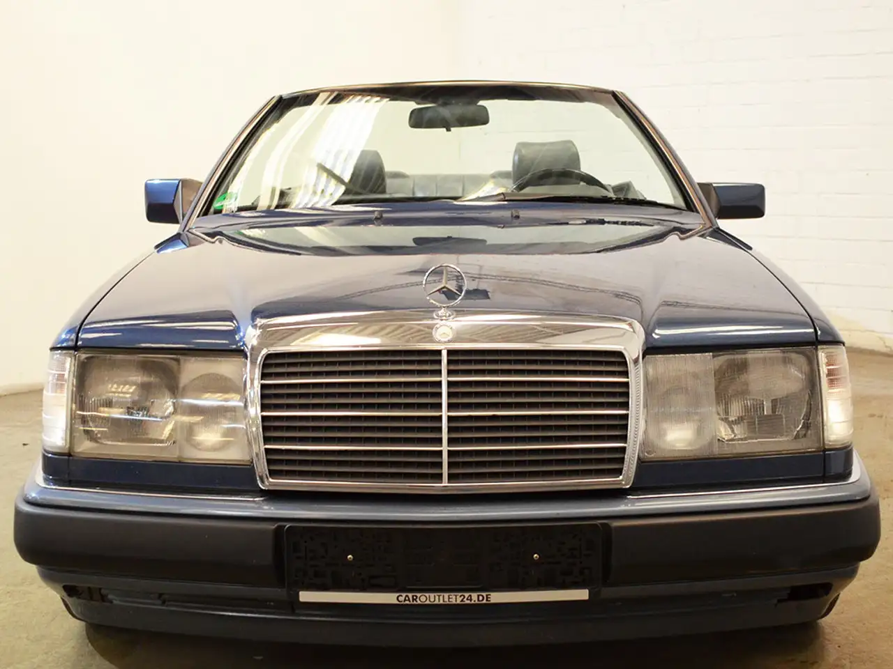 Mercedes-Benz 300 CE-24V Cabrio, foto 6