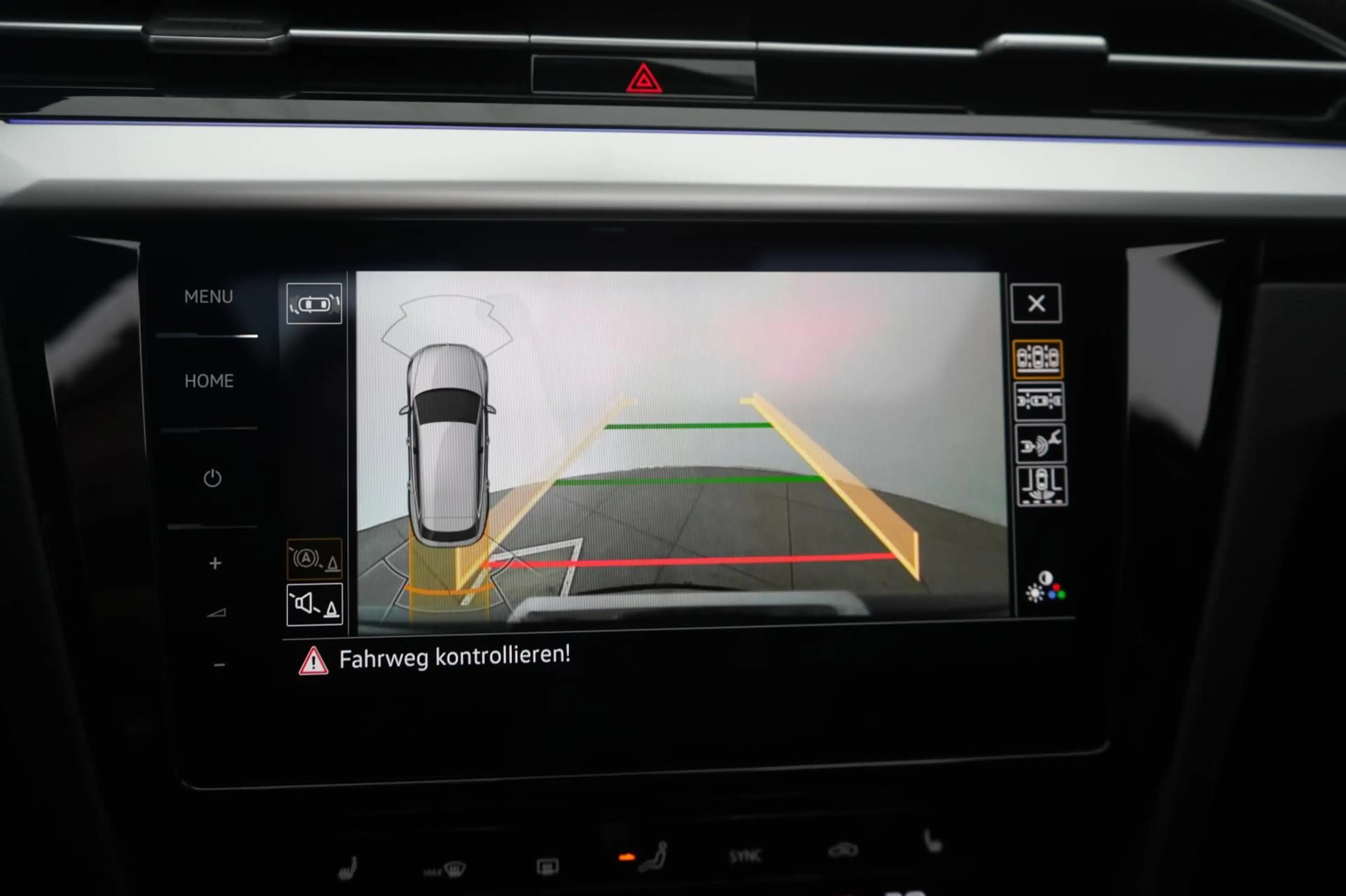 Volkswagen Arteon Shooting Brake R 2.0 TSI 4Motion Leder/AC — photo 14