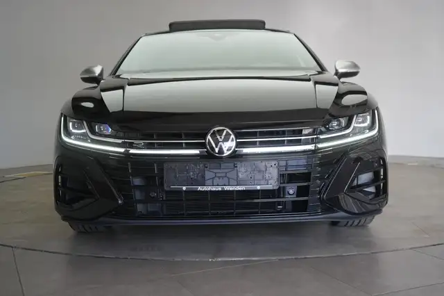 Volkswagen Arteon view 2