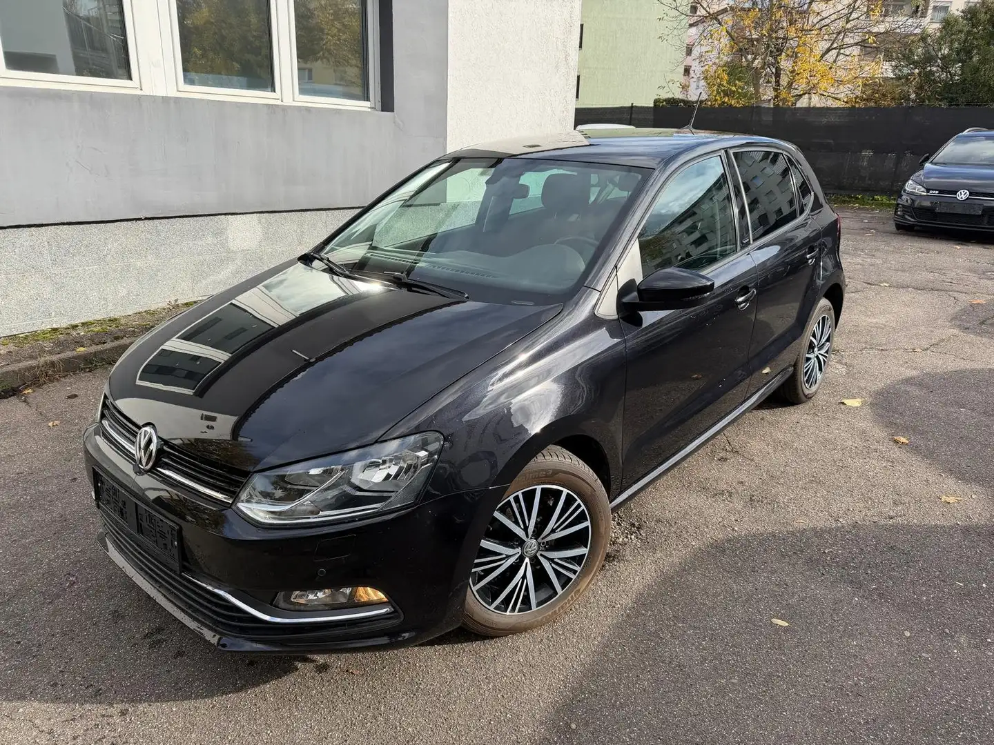 Volkswagen Polo VW POLO Allstar Navi Pdc 5 Türer 8 Fach Noir - 1