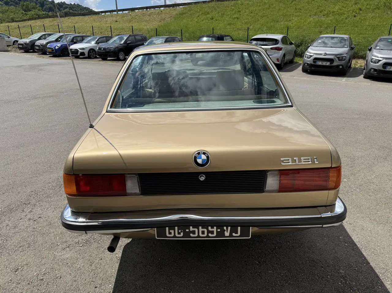 BMW 318 Serie 3 E21 318i, foto 6