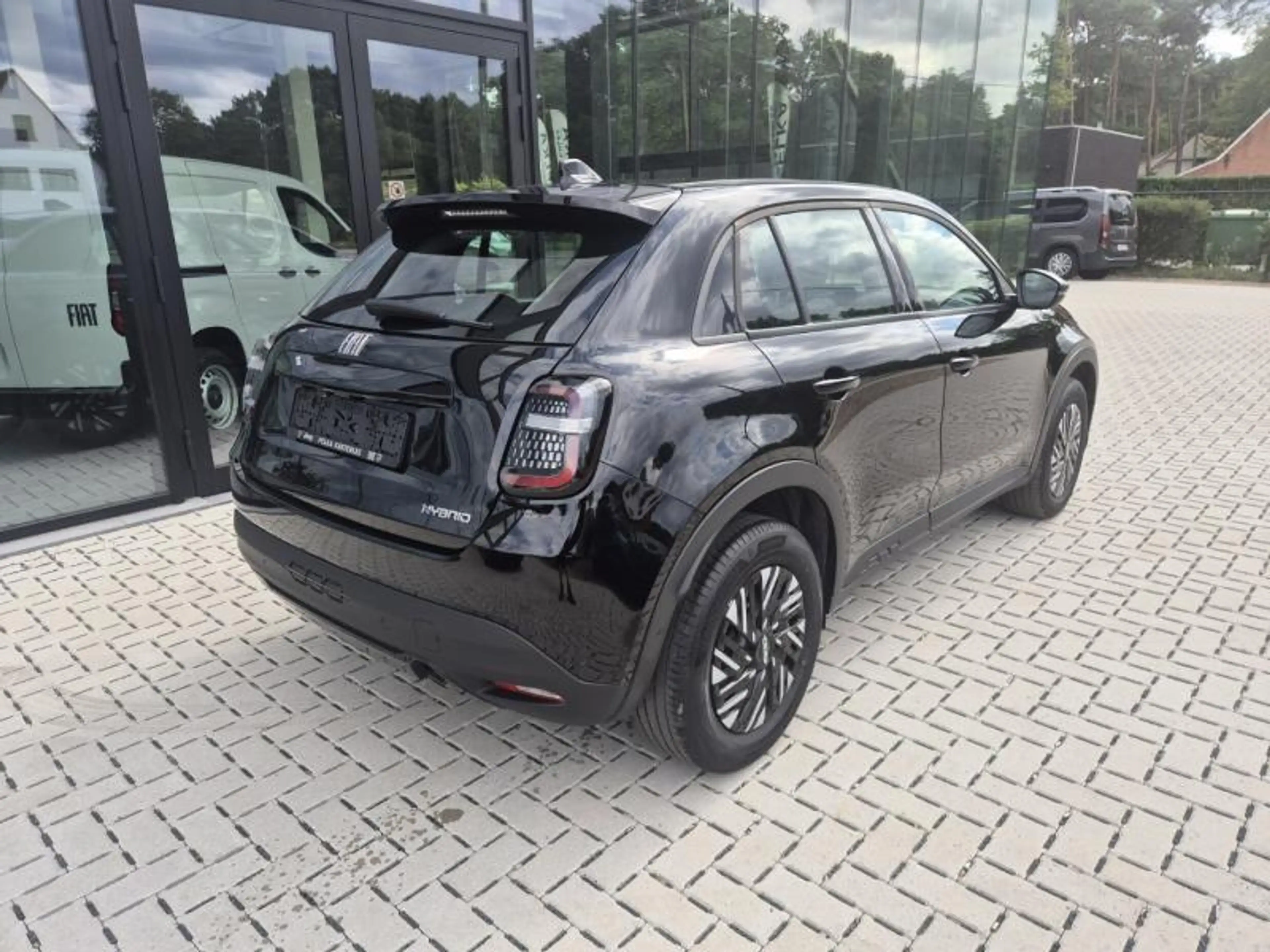 Fiat 600 MHEV/NAVI/CAMERA/AUTOMAAT MHEV — photo 3