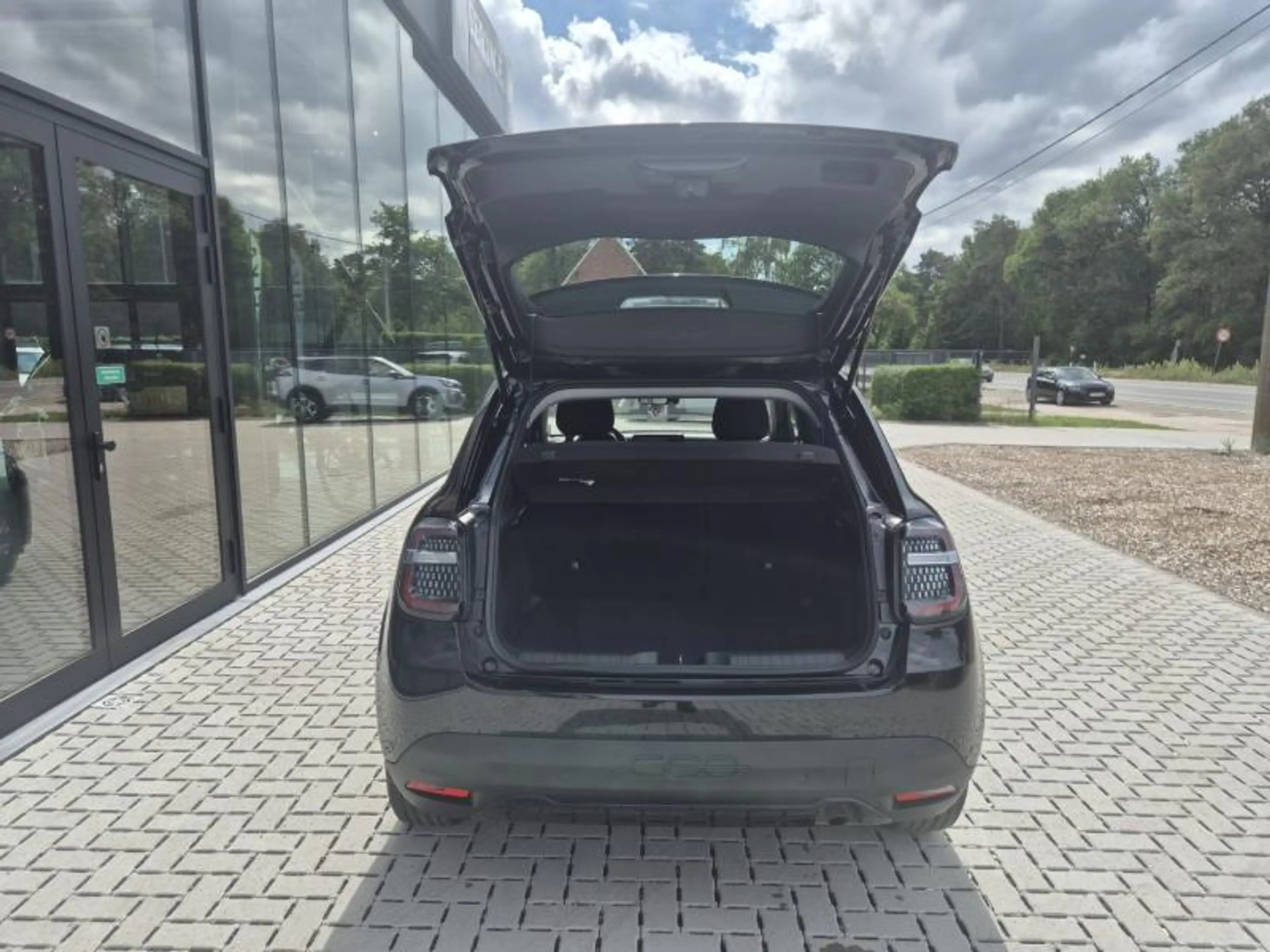 Fiat 600 MHEV/NAVI/CAMERA/AUTOMAAT MHEV — photo 6
