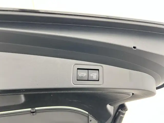 Toyota Corolla view 18