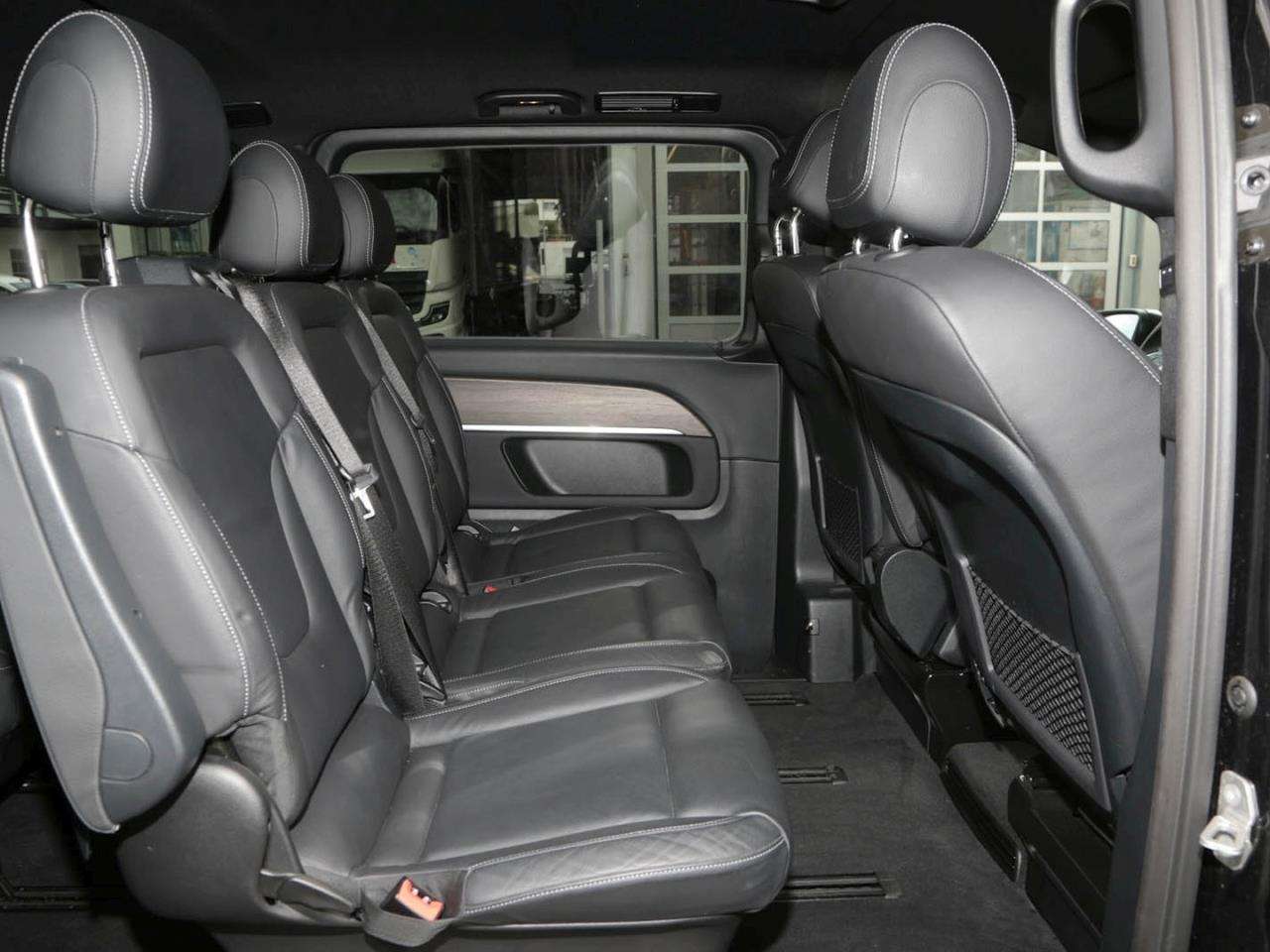 Mercedes-Benz V 300