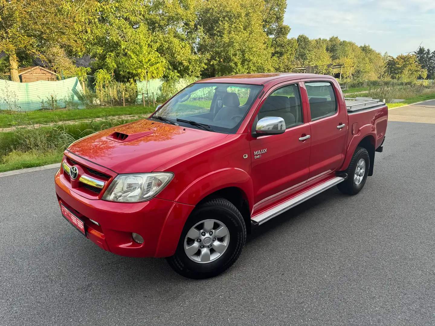 Toyota Hilux 2.5 D-4D Manual 4x4 Double Cab / Export Only Afrik Rouge - 1