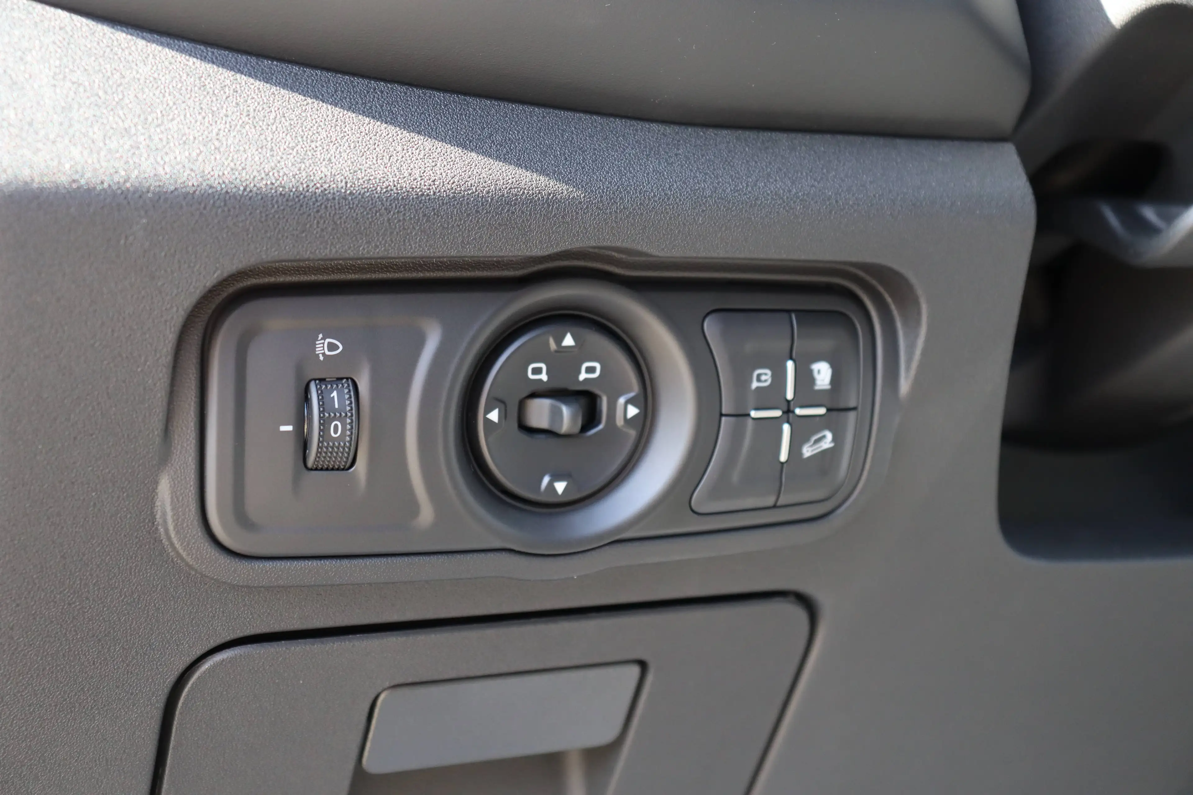 BAW 212 2.0 TCI 4WD *Keyless*Aut*360Kamera*Temp*SHZ* — photo 18