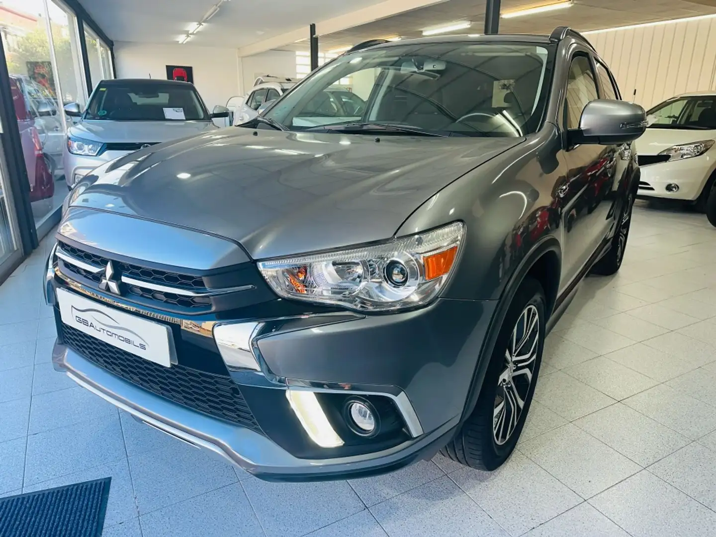 Mitsubishi ASX 160 MPI Motion Gris - 2