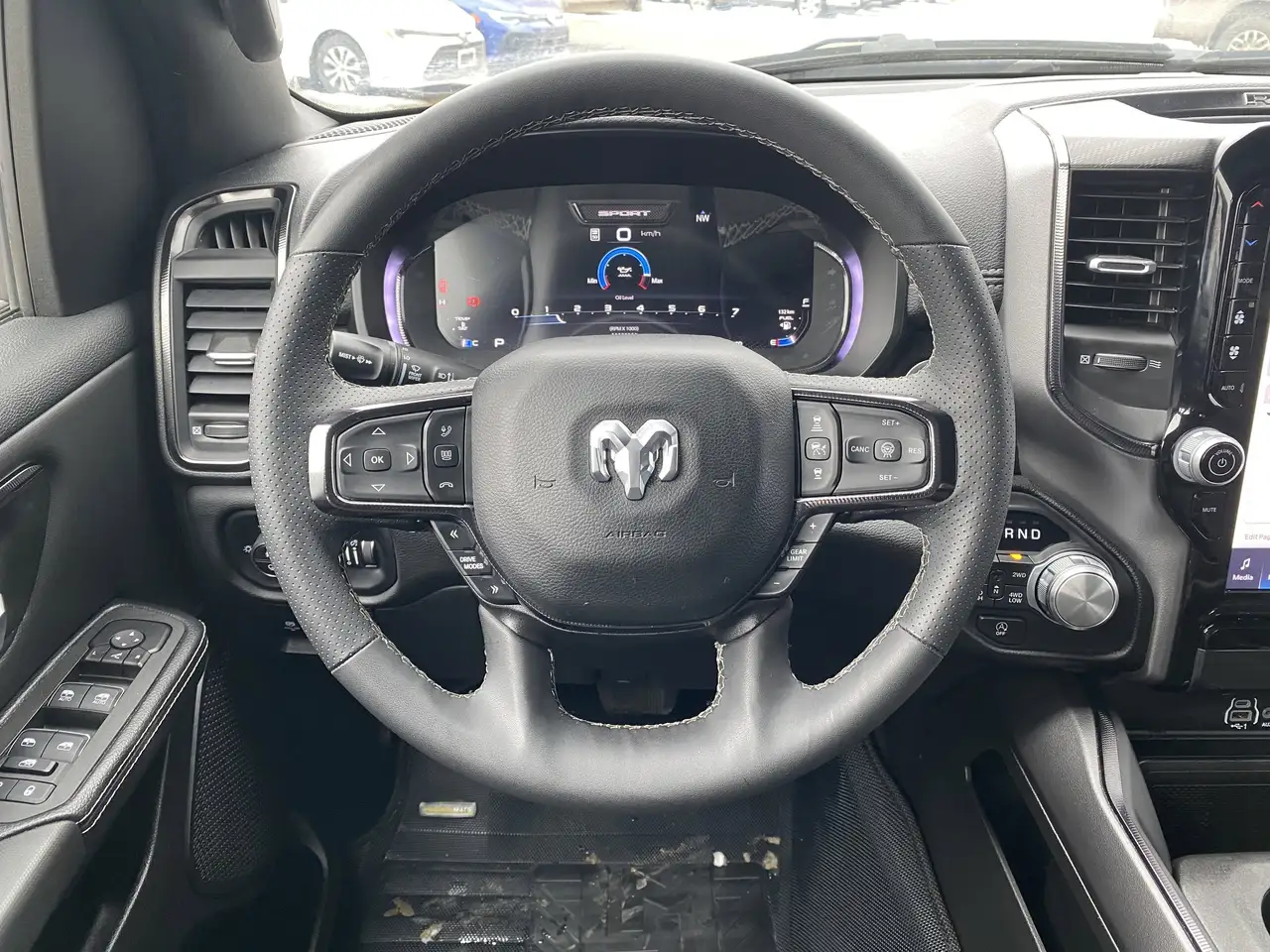 RAM 1500 снимка RAM 1500