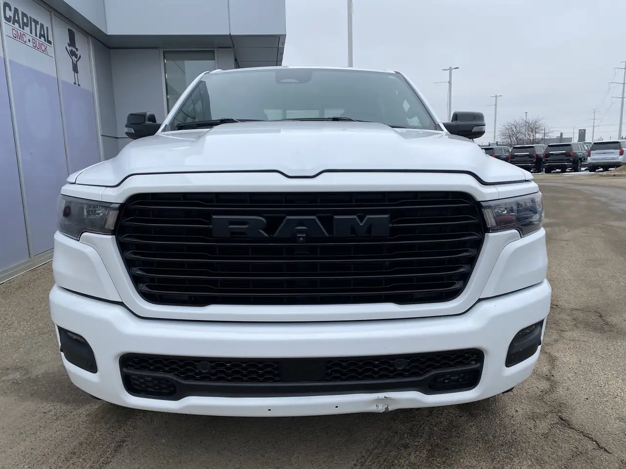 RAM 1500 снимка RAM 1500