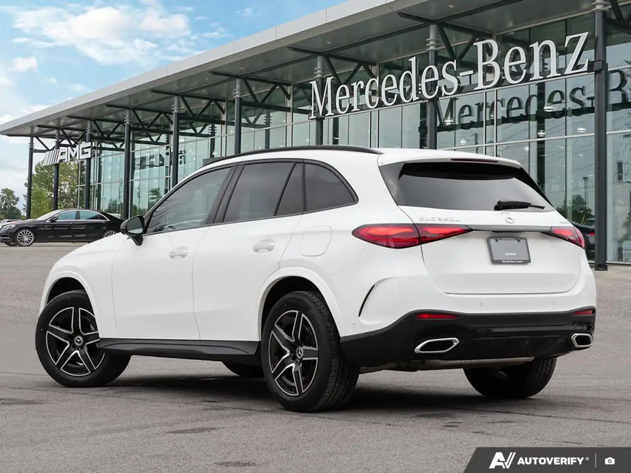 Mercedes-Benz GLC снимка Mercedes-Benz GLC