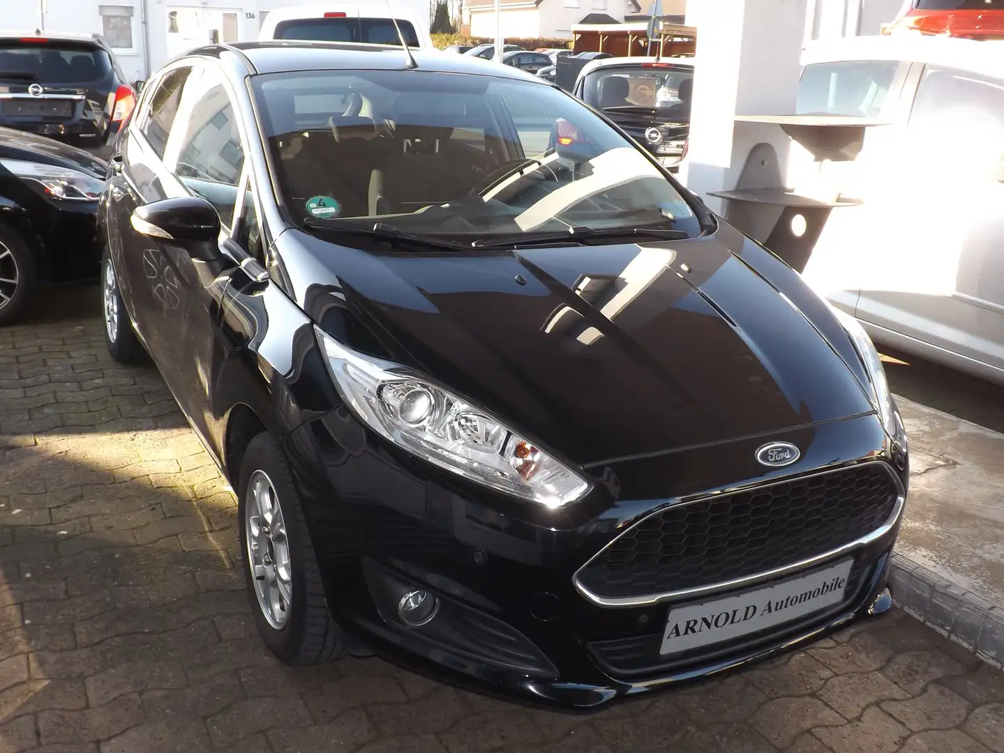 Ford Fiesta Celebration // 1. HAND // Klima // 76.000 Km // Schwarz - 1
